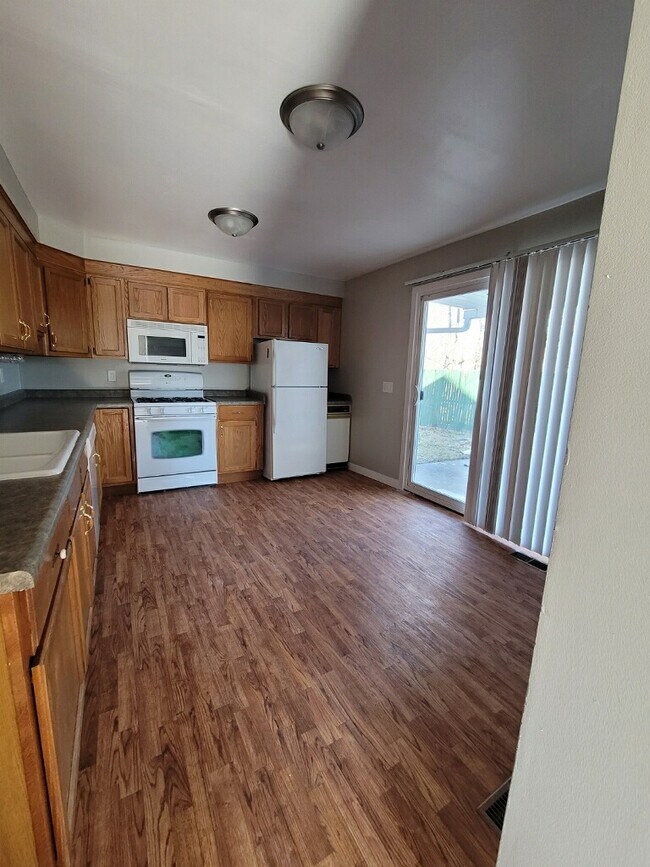 Foto del edificio - 1018 E 18th St