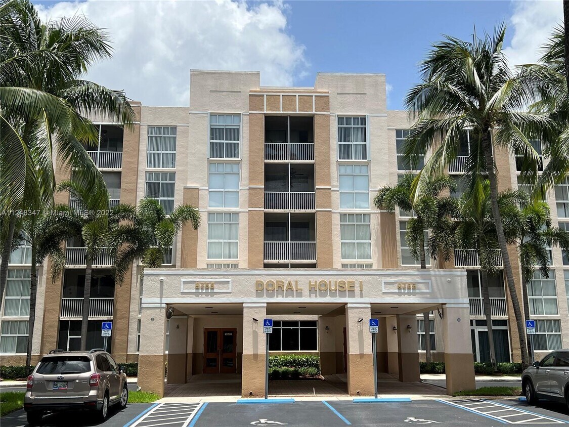 9755 NW 52nd St 221 Doral Fl 33178 Apartment for Rent in Doral, FL