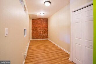 Building Photo - 1122 E Passyunk Ave