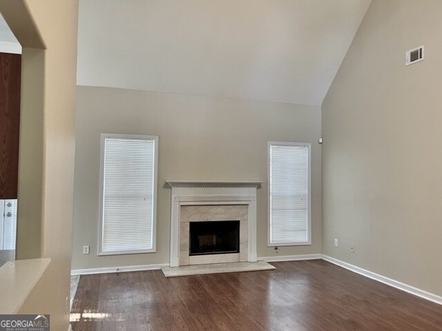 Building Photo - 4415 Granada Dr