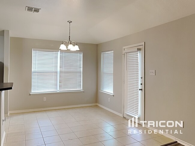 Building Photo - 739 Lentisco Dr