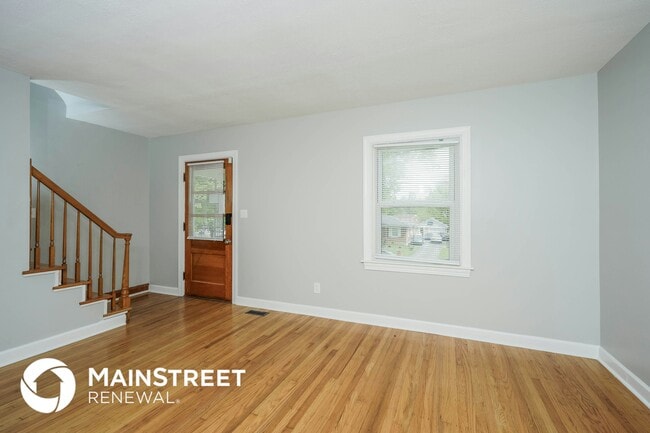 Building Photo - 140 Mills Dr