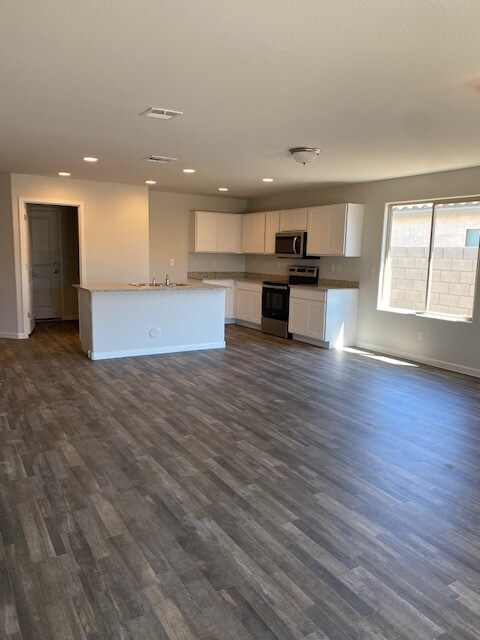 Foto del edificio - 797 S Silvercreek Ln