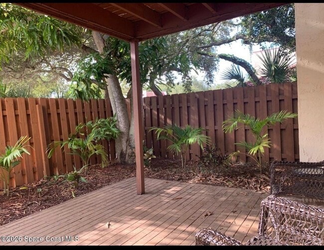 Foto del edificio - 8710 Hibiscus Ct