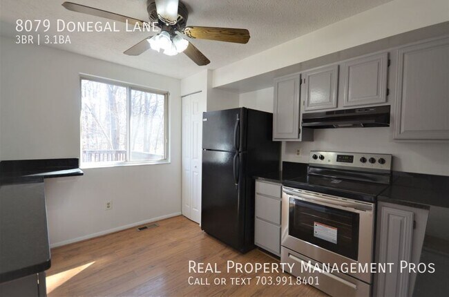 Foto del edificio - 8079 Donegal Ln