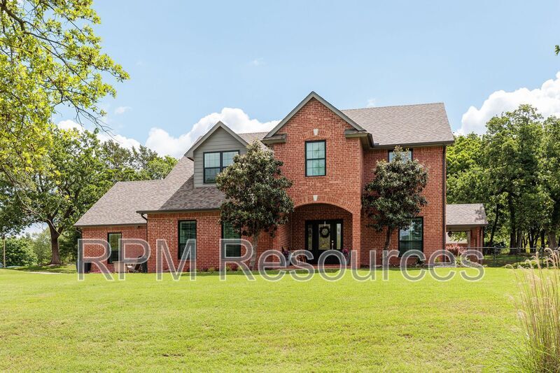 Foto principal - 8012 NE 140th St