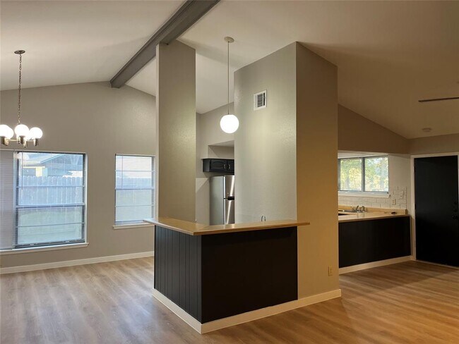 Building Photo - 23802 Hunter Spring Cir