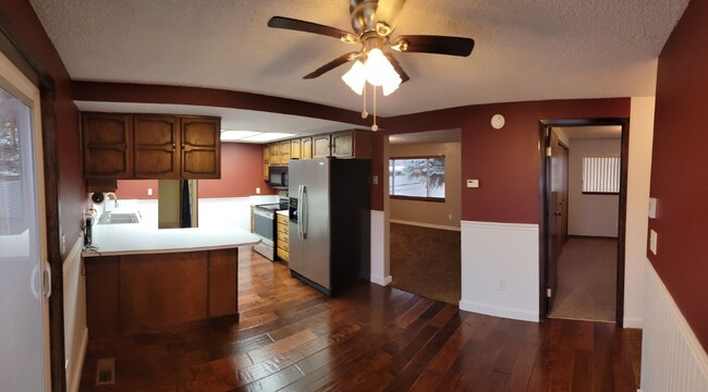 Foto del edificio - 4 bed, 2 bath home in Rexburg