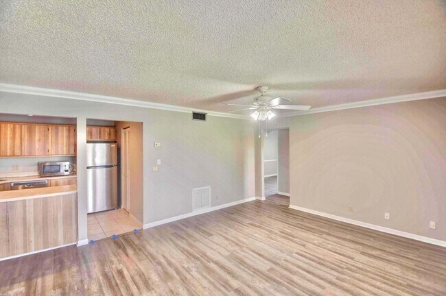 Building Photo - 4850 Sable Pine Cir