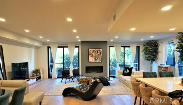 Building Photo - 5110 Whitsett Ave