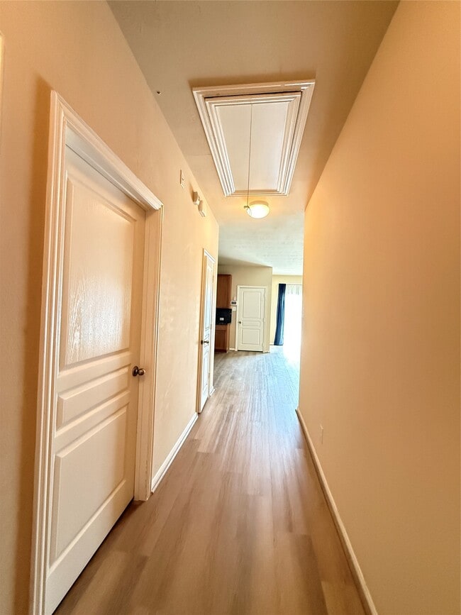 Building Photo - 8206 Malago Point Dr