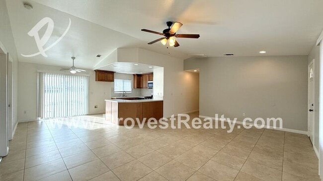 Building Photo - 17373 Capri St