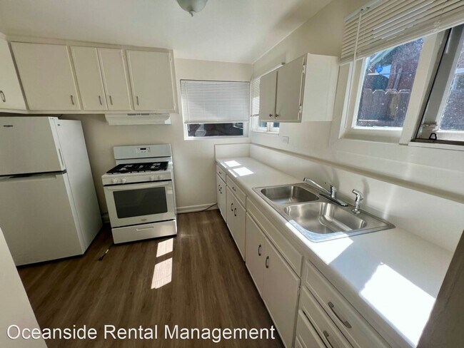 Building Photo - 2 br, 1 bath House - 1635 Guy St.