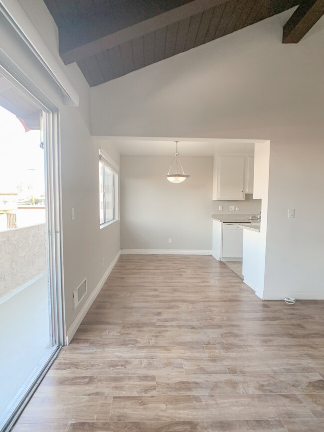 Building Photo - 3702 Hughes Ave