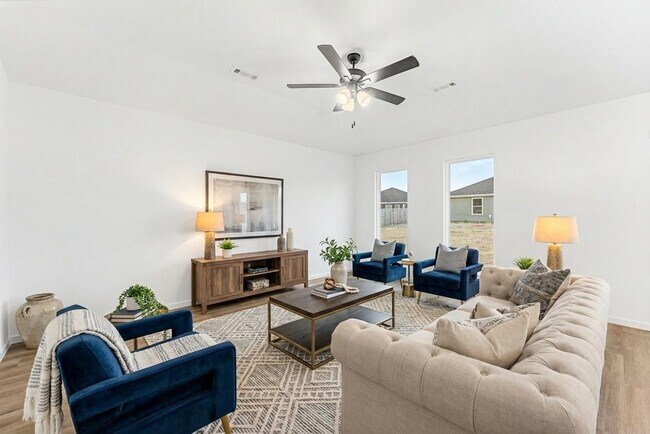 Building Photo - 3 Bed, 2 Bath Home!!