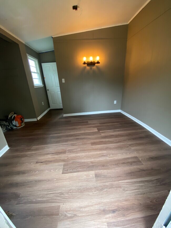 Foto del edificio - 711 Highland Park Dr