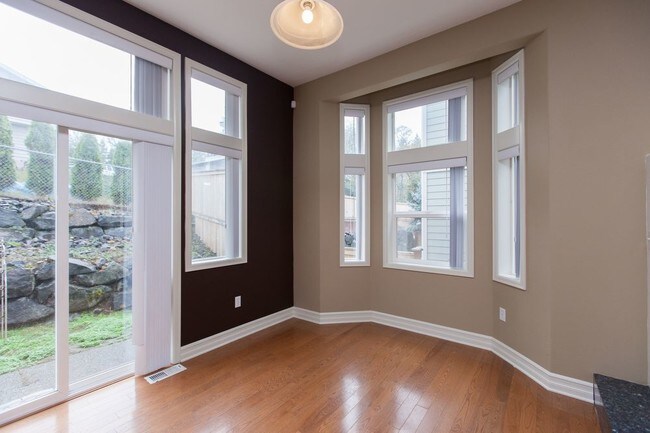 Foto del edificio - 4107 NE 27th Pl