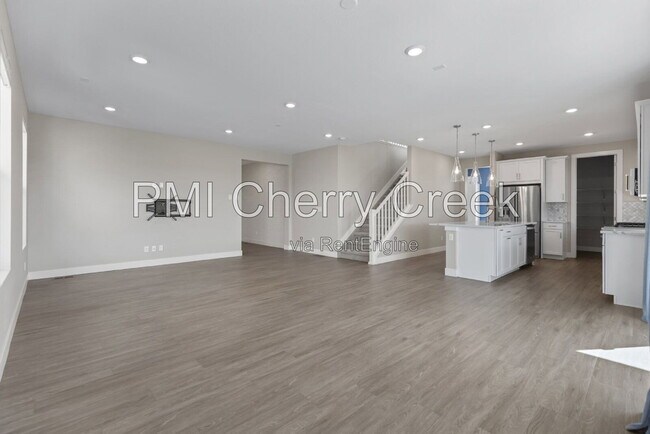 Building Photo - 21294 E Stanford Dr