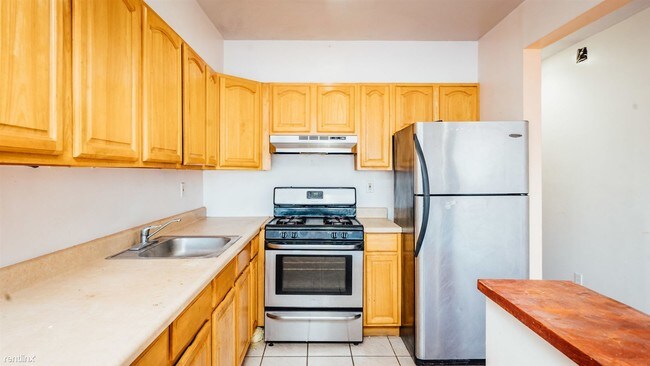 Building Photo - 1351 Decatur St