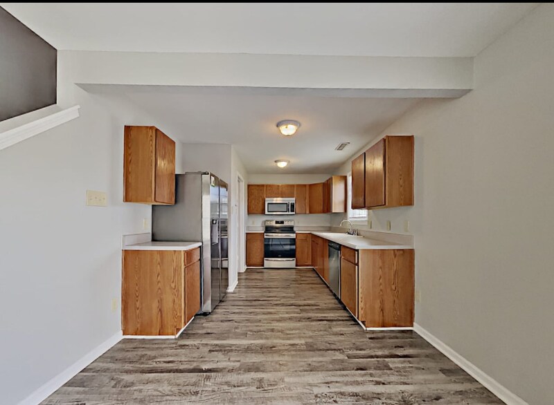 Primary Photo - 905 Littleton Dr