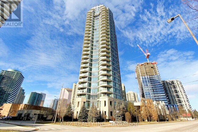Photo du bâtiment - 715-718 HOLMES Ave