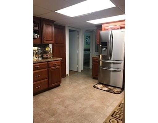 Foto del edificio - 9 Shadowbrook Ln