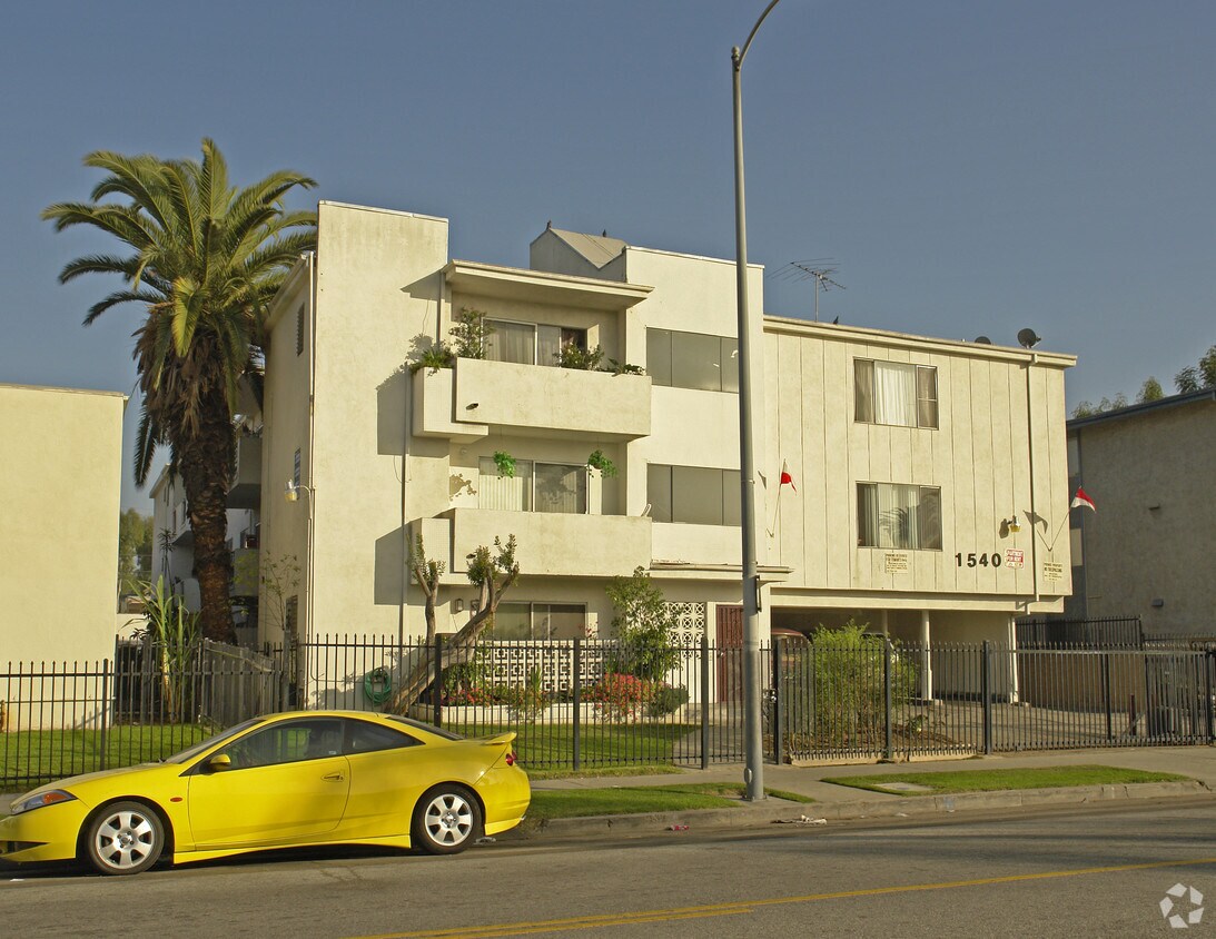 Building Photo - 1540 S Wilton Pl