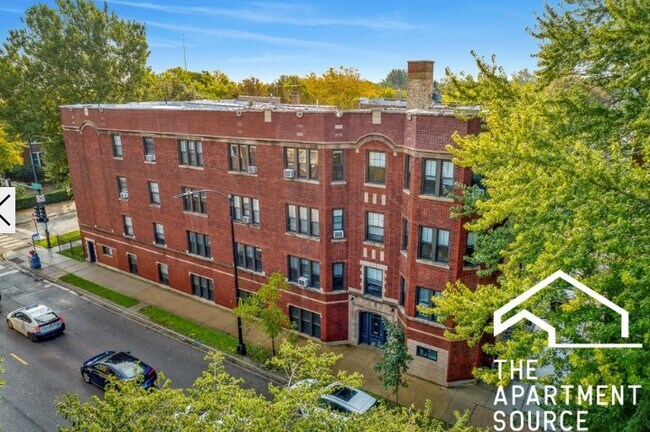 Foto del edificio - 2211 W Foster Ave