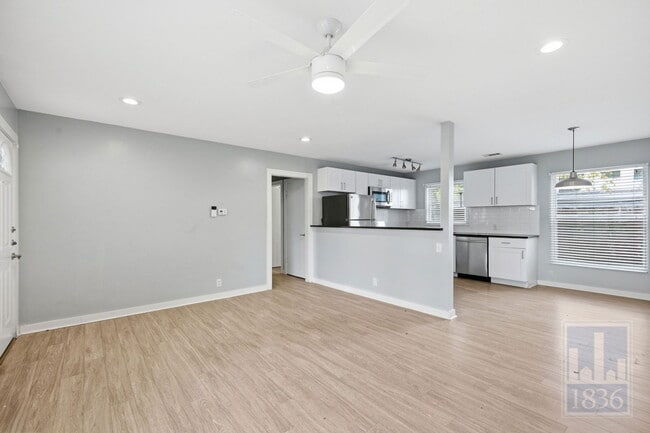 Foto del edificio - 5308 Overbrook Dr