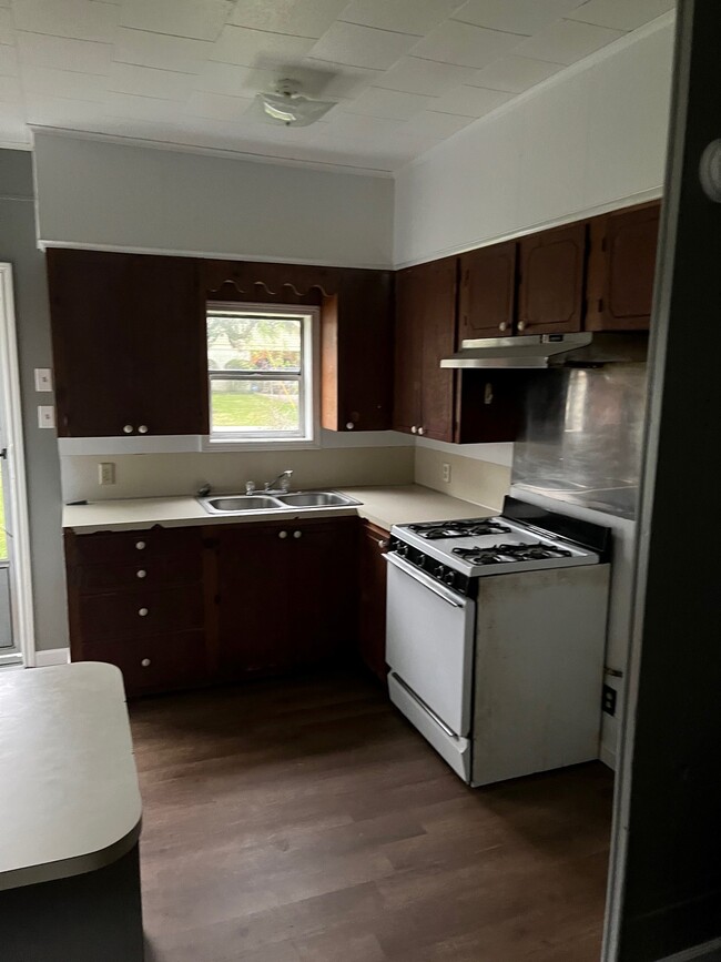 Foto del edificio - 710 Reed Ave