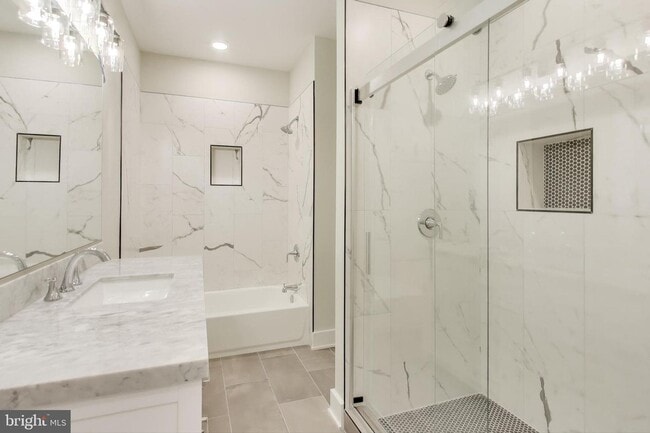 Foto del edificio - 5333 Hayes St NE