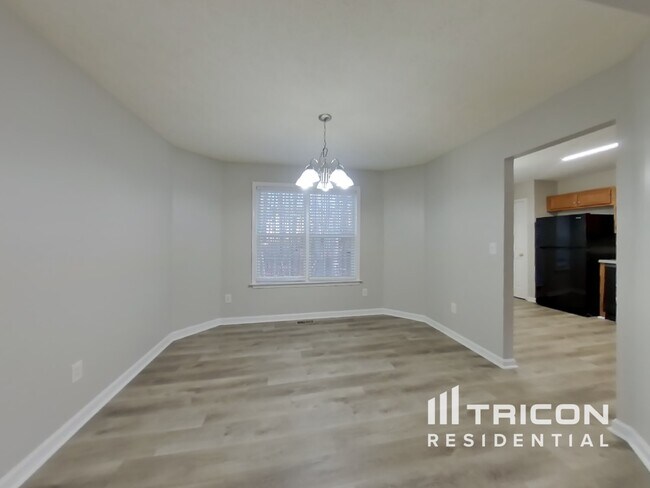 Foto del edificio - 77 Austin Bridge Ln