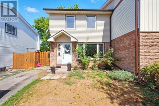 Building Photo - 1387 Largo Crescent