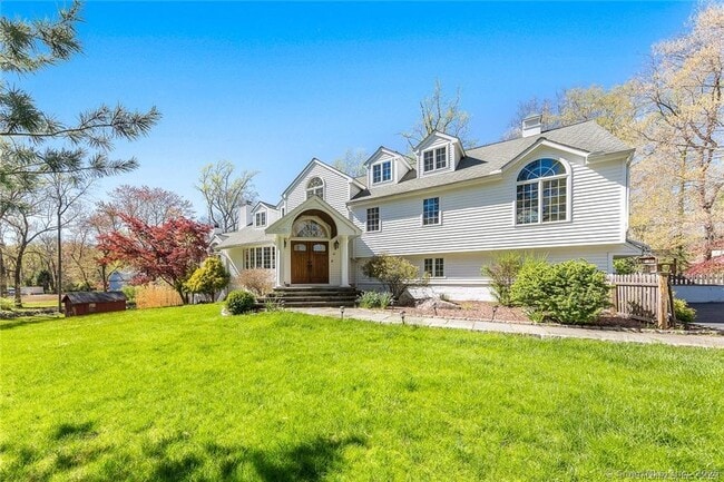 Building Photo - 41 Burr Farms Rd