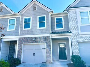 Building Photo - 5859 Greystone Dr