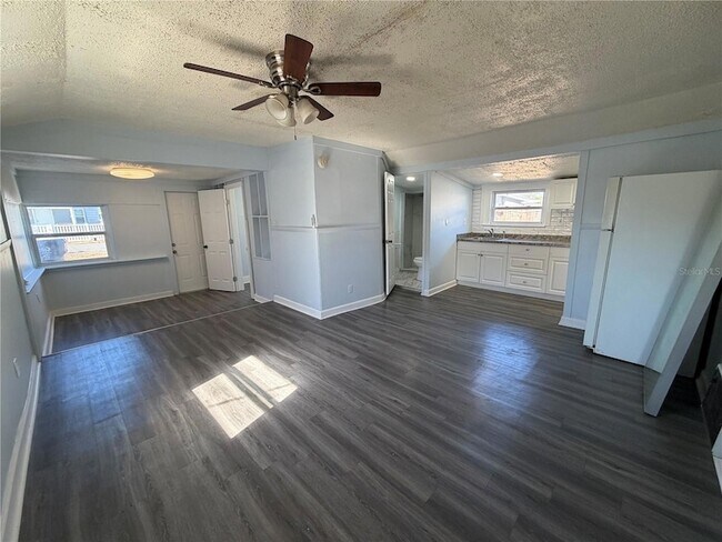 Foto del edificio - 5475 42nd St N