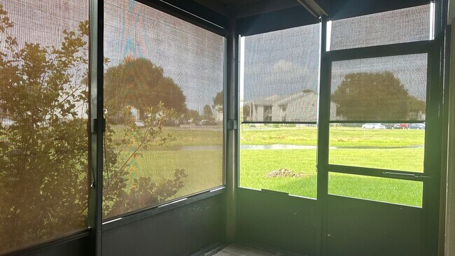 Foto del edificio - First Floor One Bedroom Condo