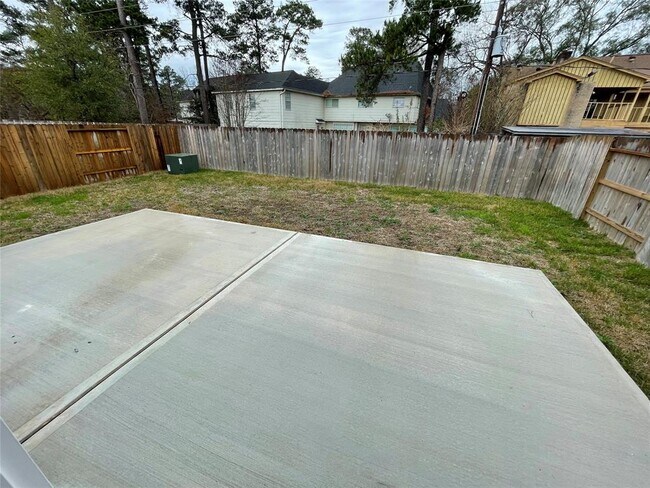 Building Photo - 4110 Shady Palmetto Dr