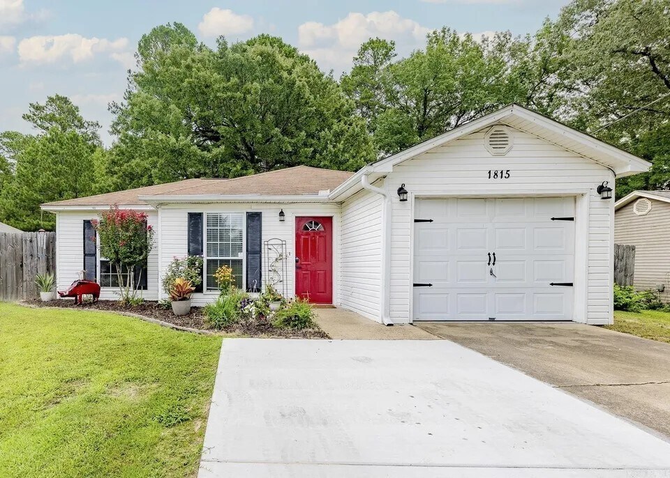 1815 Watts Rd, Benton, AR 72015 House Rental in Benton, AR
