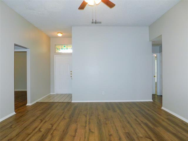 Building Photo - 1008 Bayfield Dr