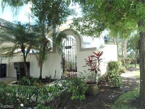 Building Photo - 9645 Halyards Ct