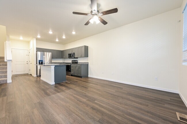 Foto del edificio - 13470 Oneida Ln