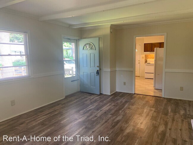 Building Photo - 3 br, 1 bath House - 3613 Temple Street