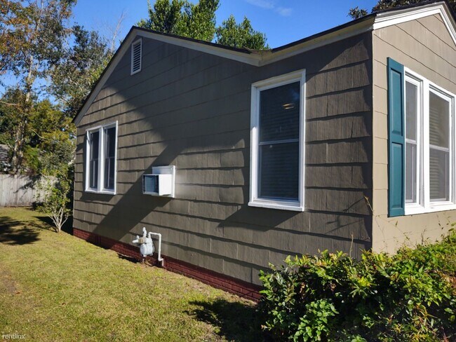 Foto del edificio - 2 br, 1 bath House - 2128 Dorchester Road