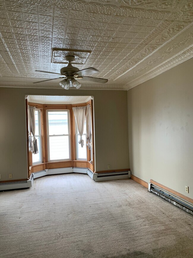 Foto del edificio - 106 Broadway