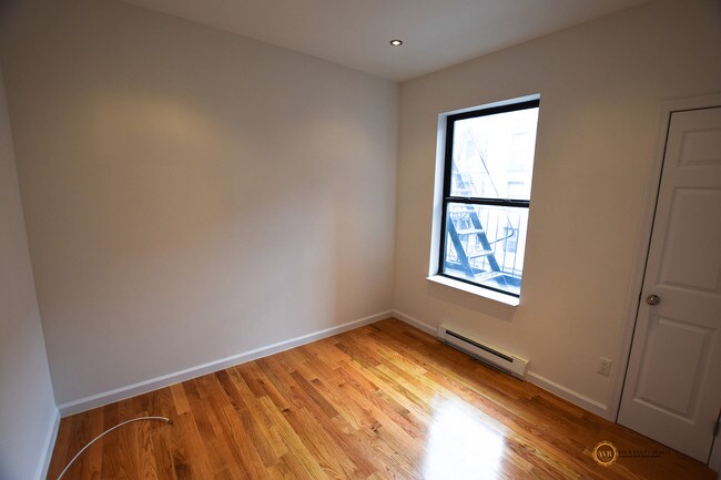 Building Photo - 606 W 137th St