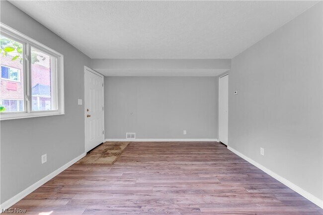 Building Photo - 4812 Lee Rd