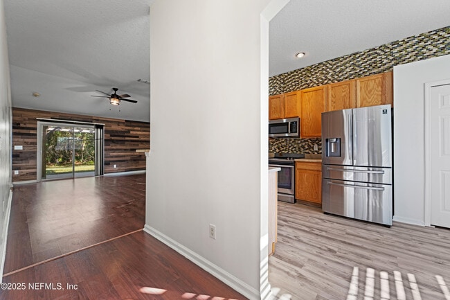 Foto del edificio - 12239 Plumbridge Ln