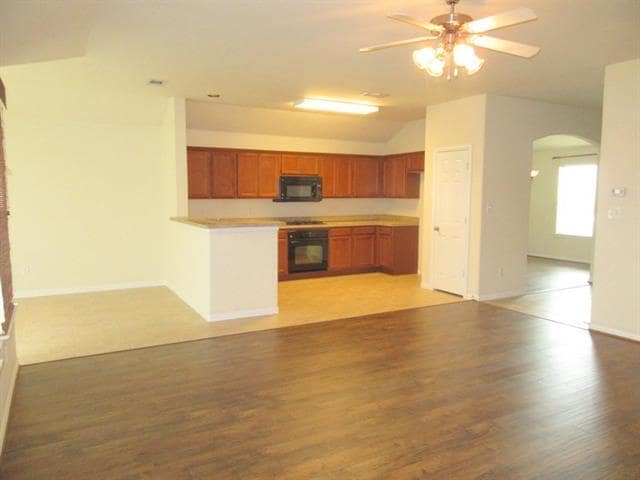 Building Photo - 5005 Ridge Run Dr
