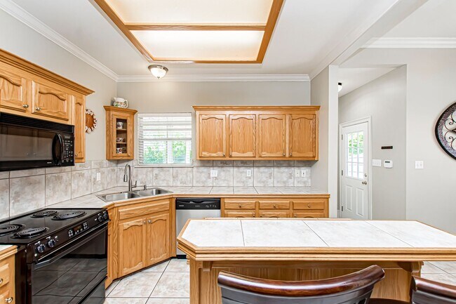 Foto del edificio - 10580 Springglen Ct